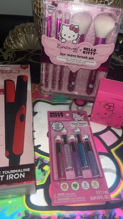 Hello Kitty Beauty 
