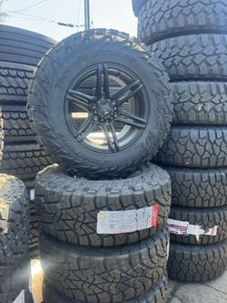 WHEELS VROCK 17x9 BRAND NEW 6x5.5 