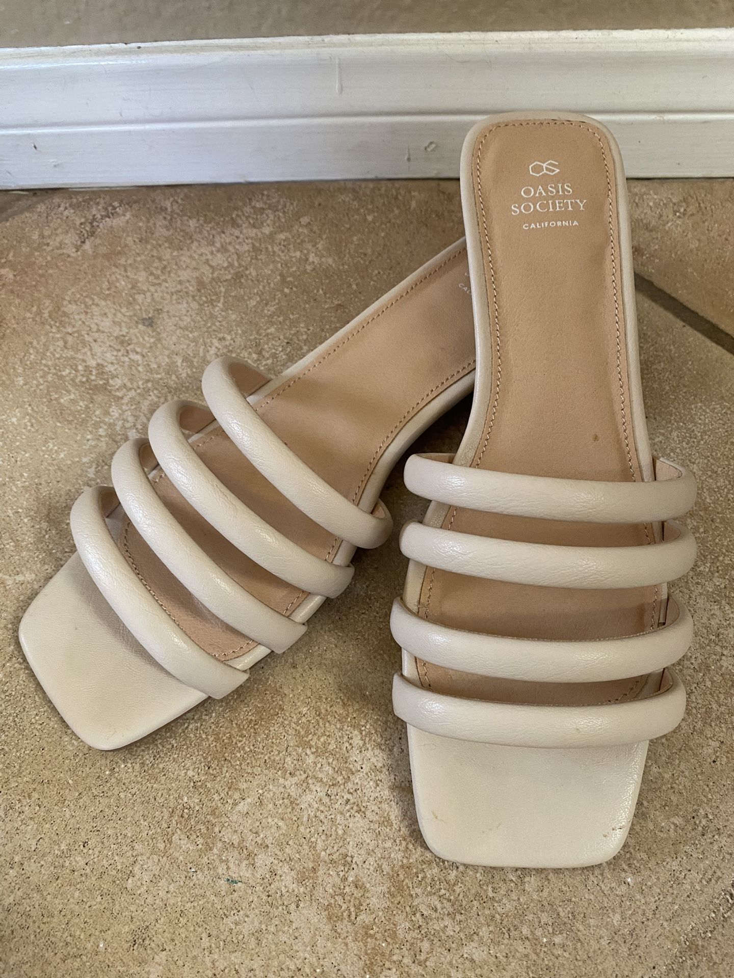 Oasis Society Padded Slide Sandals – Size 8.5 (Barely Worn)