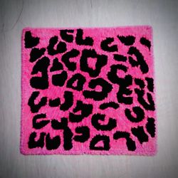 Pink And Black Cheetah Print Rug 4 Square Feet 