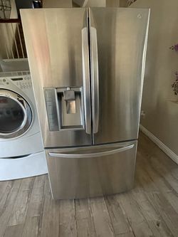 LG Refrigerator For Sale $600.00