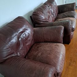 Free Leather Couch And Chair 