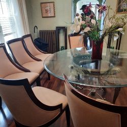 Dining Room Glass Table ( 58" in diameter) 