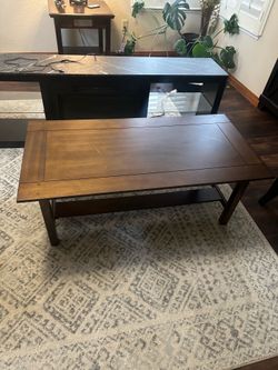 Coffee table set