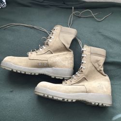 Marine Corps McRae coyote brown combat boots size 10 regular excellent condition. 