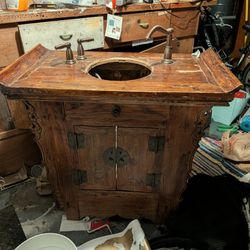 Free Bathroom Vanity 