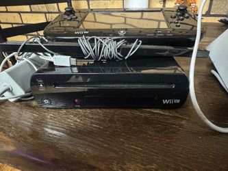 Nintendo Wii U Console with GamePad