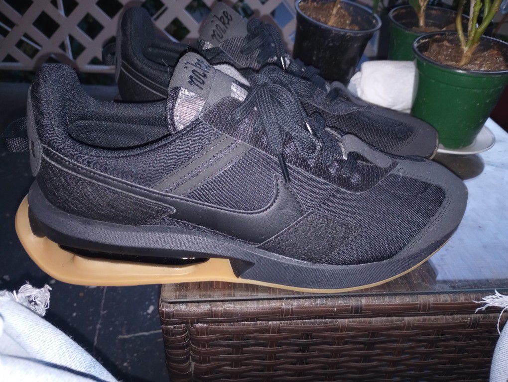 Black Nikes Size 13 