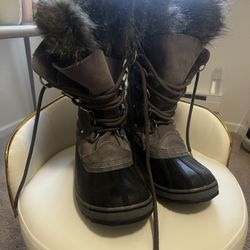 SOREL WINTER BOOTS