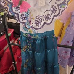 Disney Encanto Mirabel Madrigal dress-up costume. 