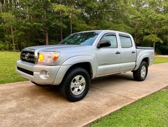2010 Toyota Tacoma DCSB - V6 - 6-Spd MT