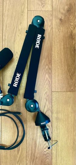 RODE PSA1+ Professional Studio Arm (Black) Mic Stand
