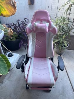 Gaming chair