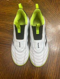 Adidas Galetto kids Slip-On Soccer cleats size 3
