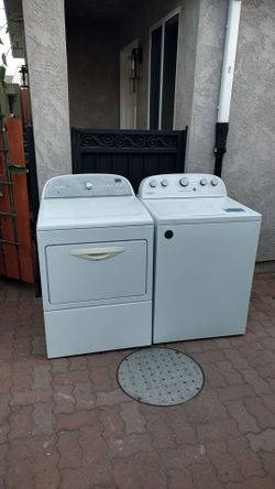 Washer and gas dryer