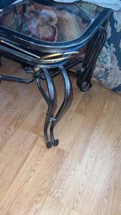 End Tables (2 Tables)