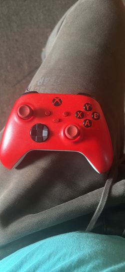 Red Xbox Controller