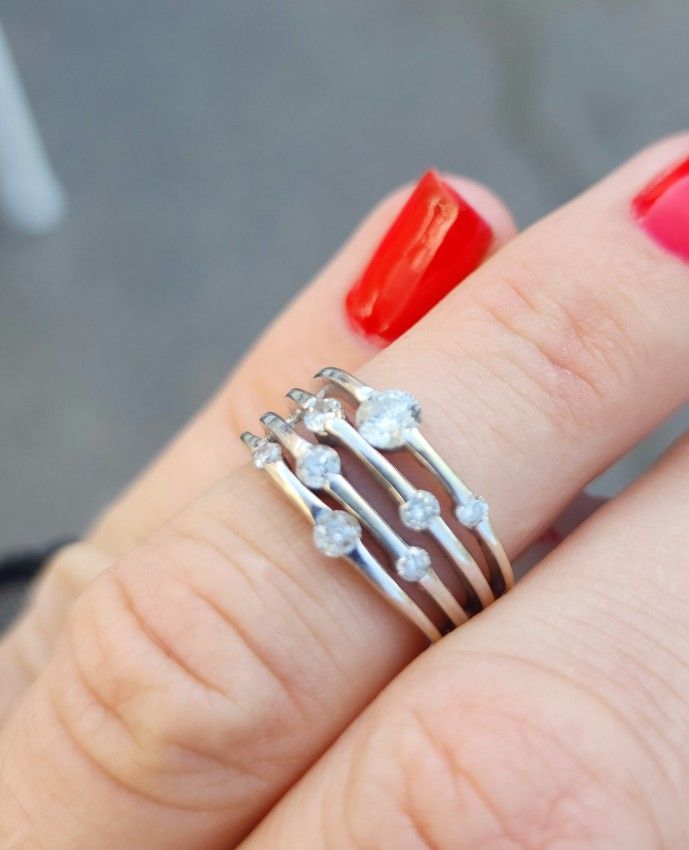 $530 💯White Gold Ring With Diamonds 14 Kgold