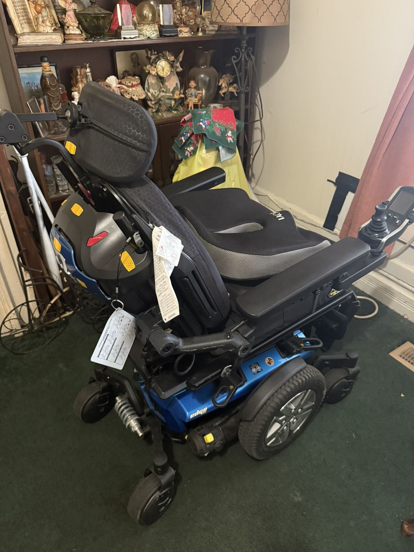 💥 Gently Used Quantum iLevel Power Wheelchair – Like New! 💥