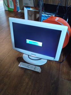 Samsung 19 Inch TV HDMI With Remote