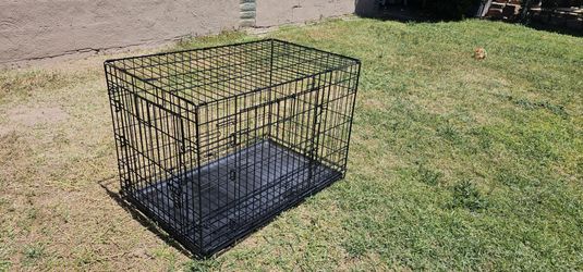 ** Medium Double Door Wired Dog 🐕 cage **( Measurements On Description)