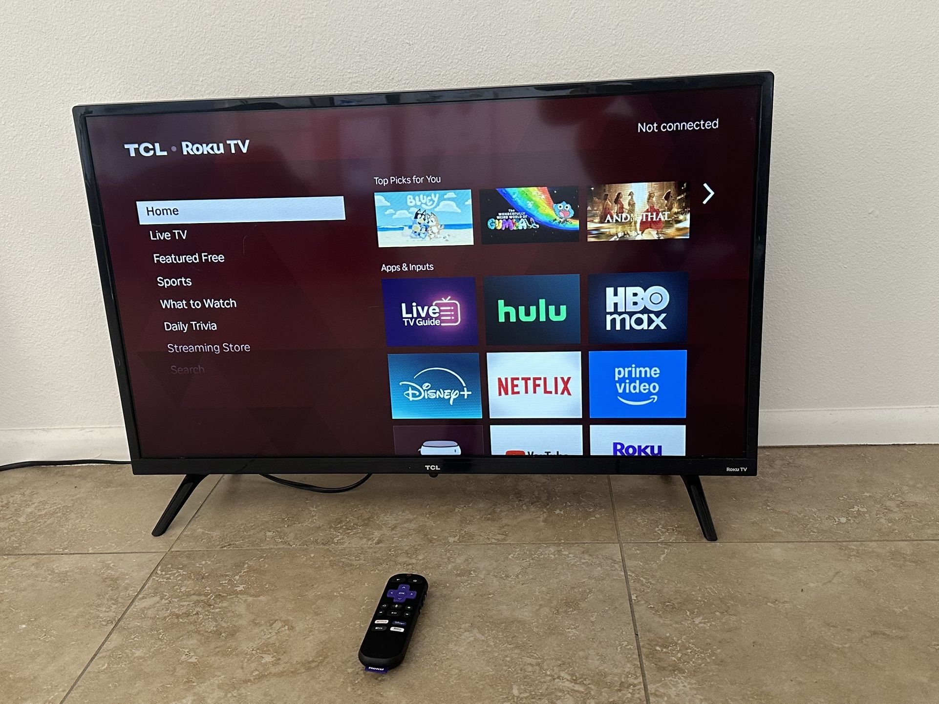Roku TV 32” with Remote And Sony DVD Player