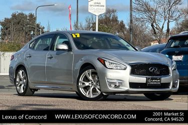2017 INFINITI Q70L
