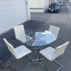 Table and Chairs Set