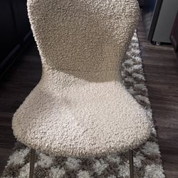 Dining Room Chairs 