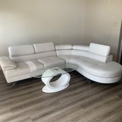 White Sectional With Coffe Table 