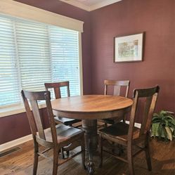 Antique Tiger Oak Claw Foot Table With 4 Chairs And 3 Leaves