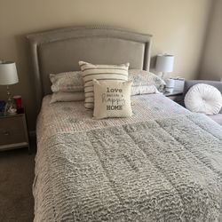 Whole Bed And Comforter 