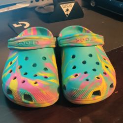 Crocs 