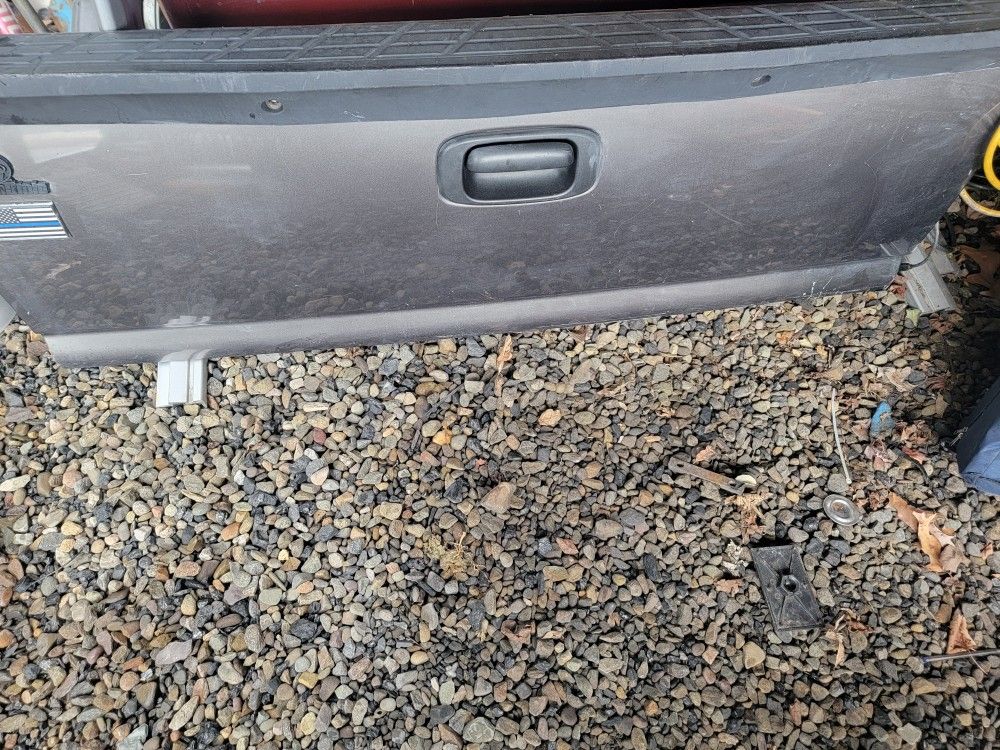 Tailgate 99-06:silverado / Sierra