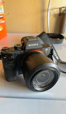 Sony a 7S11 with lens, tripod & case