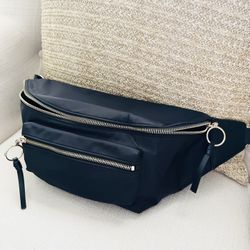 H&M Black Fanny Pack – Brand New w/ Tags Description: