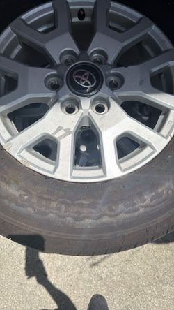 Gomas Toyota