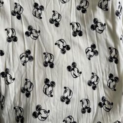 Mickey Mouse Baby Carrie Wrap 