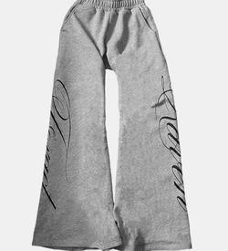 Baggy sweats (print on the side)