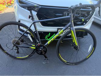 Fuji road bike disc