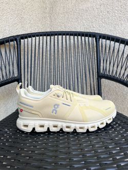 On Cloud 5 Waterproof Sneakers