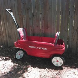 Radio Flyer Wagon