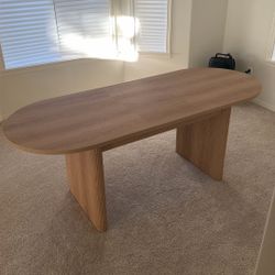 Extendable Oval Dining Table from ALivingHome 