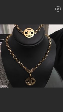 Gold vip Chanel necklace set for Sale in Southampton, NY - OfferUp