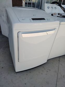 GAS DRYER EVERYTHING GOOD $200. UP