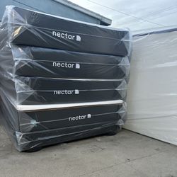 Nectar Mattress.       Nectar Premier Queen Size  - 13" Memory Foam Mattress   Brand New Mattress   Delivery available  ☎️📲call Or Tex (213)713-74-89