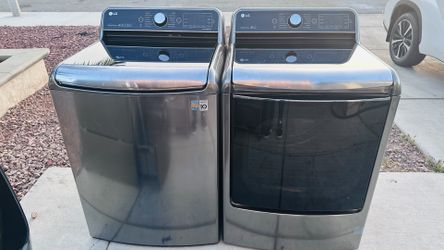LG MEGA Washer And Dryer Set $740