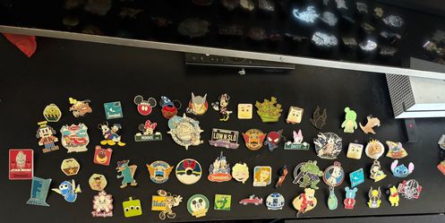 Disney pins