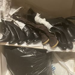  Boots 5 Or 5.5 and 6 