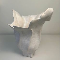 Stunning Minimalist Flower Vase 12.5"